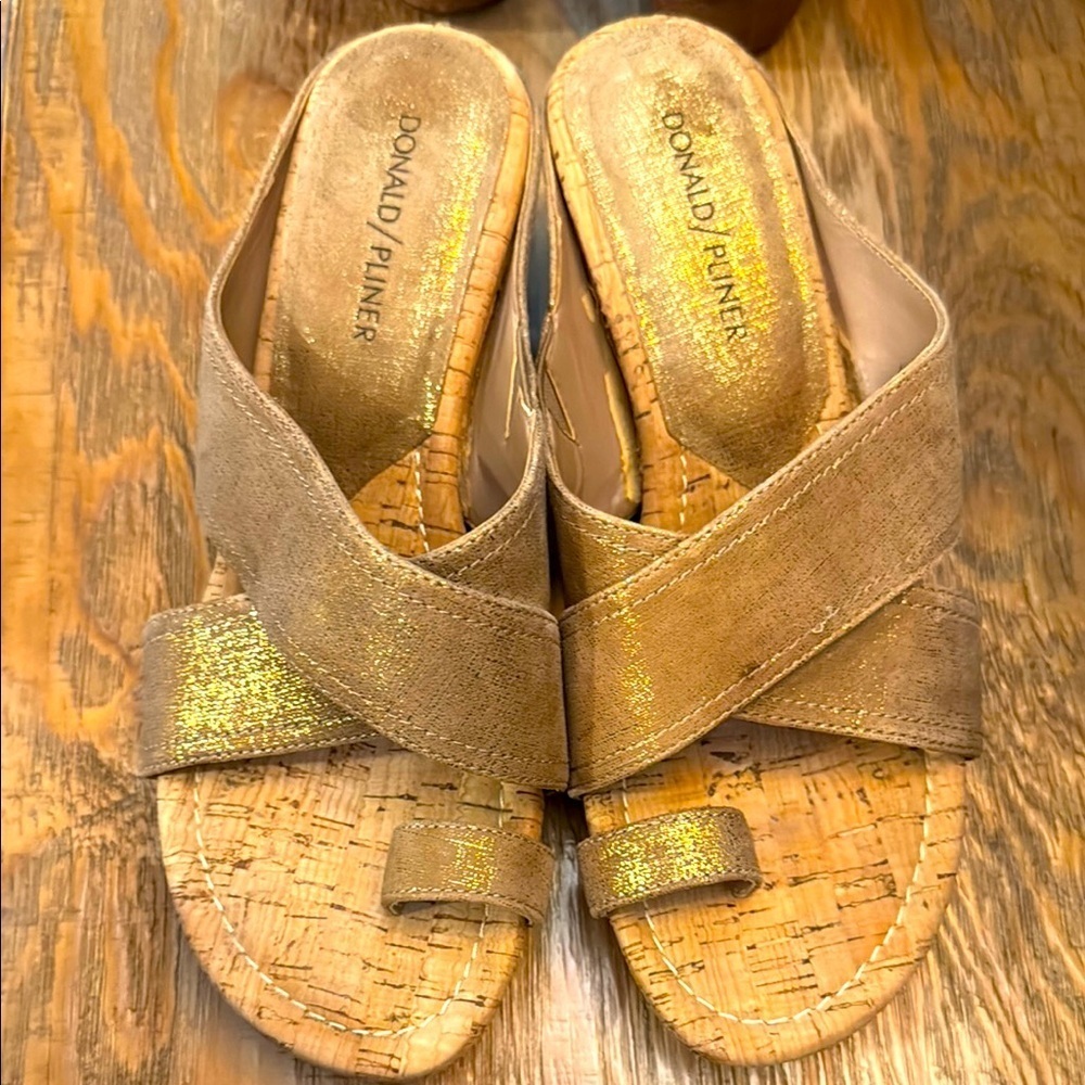 Donald J. Pliner Gold Metallic Mules w Crisscross Straps plz see pics for cond